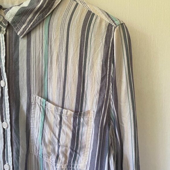 beachlunchlounge Button Front Blouse Striped Collared Women's Size Medium - Picture 2 of 5